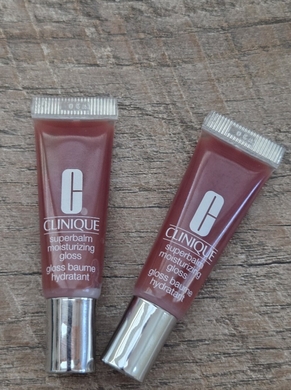 Clinique Superbalm Moisturizing Gloss 2 Pc